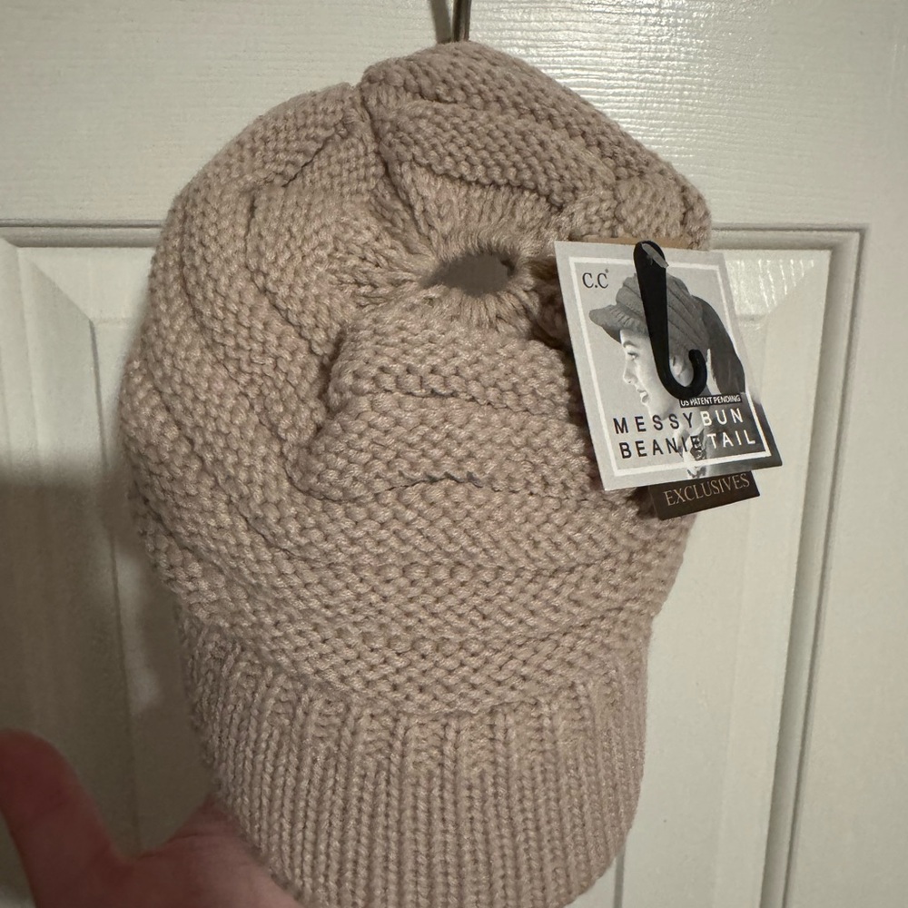C.C Beanie Tail in Light Brown